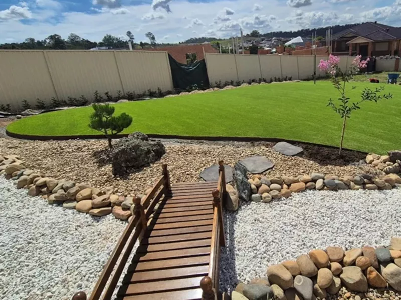 Homepage 15 Artificial grass and landscaping